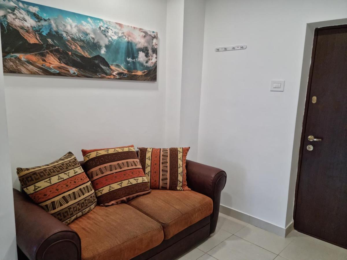 Timpuri Noi Studio Apartment บูคาเรสต์ ภายนอก รูปภาพ